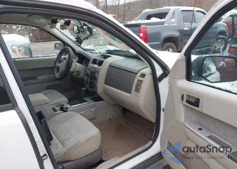 2011 Ford Escape Xlt из США, поврежденный, VIN 1FMCU9D72BKB91775